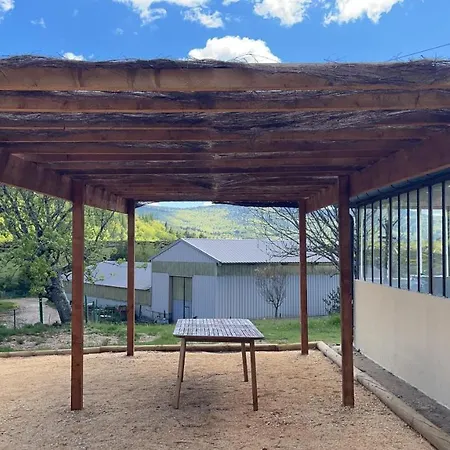 Maison Renovee En Plein Coeur Des Cevennes 펜션